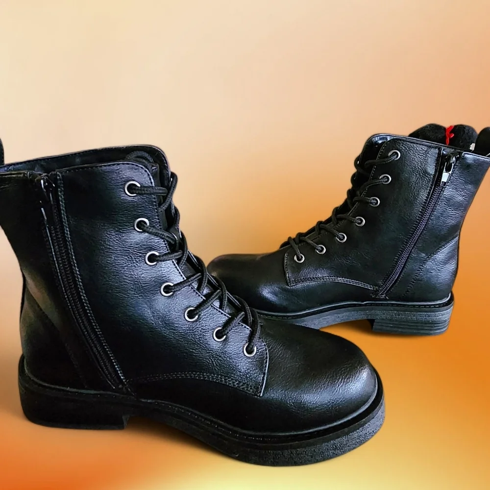 Steve Madden nwot nwob